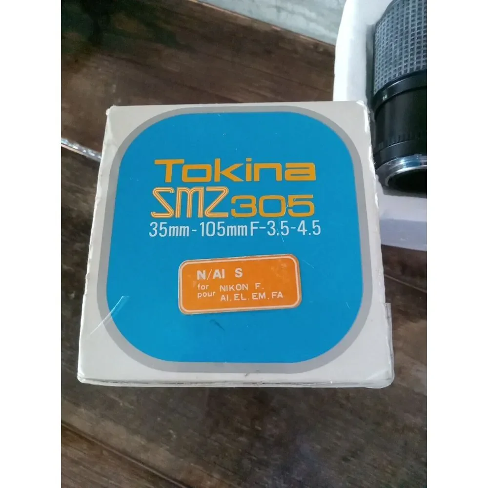 Tokina SMZ 305 35mm-105mm F-3.5-4.5 Camera Lens Filter Nikon F. AI. EL.FA.